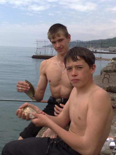 Смарида и султанка у мыса Видного, морские карасики у молодежи