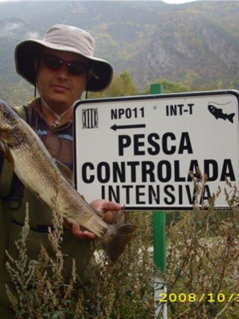 Каталония, Испания: правила морской и речной рыбалки с пляжей, волнорезов и пресных рек