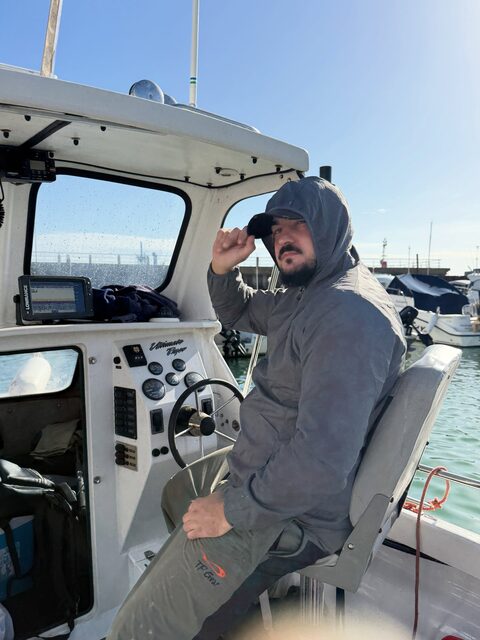 С английского пляжа ловили морскую макрель