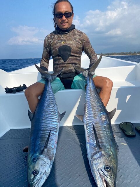 У Гили-Травангана вернулись с подводной охоты с двумя ваху