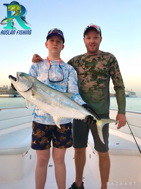 Дубай: queen fish у канала и поиск king fish в Шардже