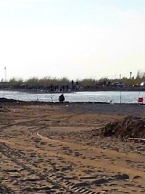 Турция: морская рыбалка у устья Кёпрючай, сильное течение и нехватка мест на берегу