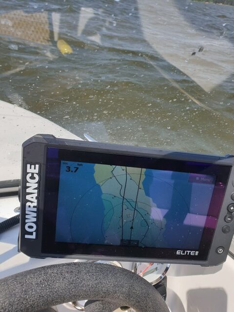 Плавучий якорь и карта на Lowrance