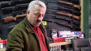 Алания, Махмутлар - магазин охота и рыбалка ALBIMO LOFT, с полным ходом