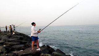Рыбалка в Аджмане - берег и пирсы