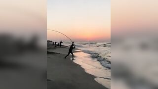 Surf fishing в Александрии, Египет