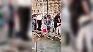 Александрия, Египет, здесь полно рыбы