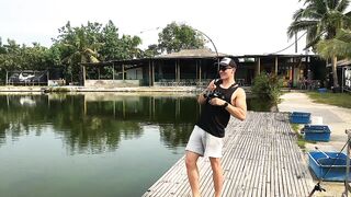 Fishing in Malaysia, KL, big grouper, vid 1