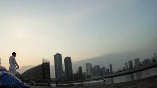 Шарджа (ОАЭ) у набережной это вообще рабочая рыбалка?