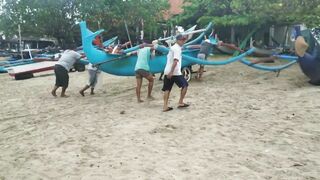 Джимбаран рыбалка на Бали лобстеры и рыба