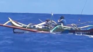 Сиаргао Филиппины морская рыбалка на рассвете и поиск свала