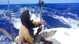 Сиаргао Филиппины морская рыбалка на рассвете и поиск свала