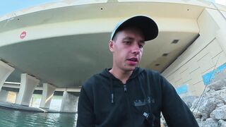 ПОКЛЕВКИ С КАЖДОГО ЗАБРОСА. Рыбалка в Абу-Даби. Ультралайт в море. ОАЭ