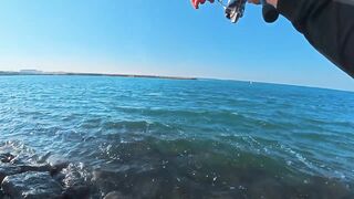 ПОКЛЕВКИ С КАЖДОГО ЗАБРОСА. Рыбалка в Абу-Даби. Ультралайт в море. ОАЭ