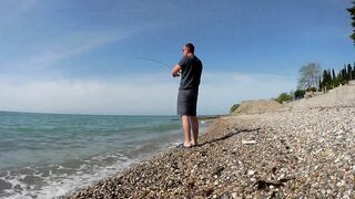 Новый Афон по береговой рыбалке на старте отпуска что взять