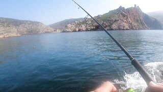 Балаклава - спокойная рыбалка у набережной и выход к свалу
