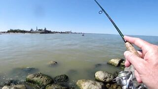 Ейск, Азов. Рыбалка у косы и городской набережной