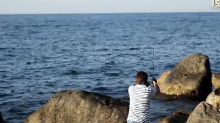 Алупка, Крым. Береговая рыбалка у волнореза