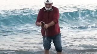 Анталия, Коньяалты море и рыбалка у городской кромки