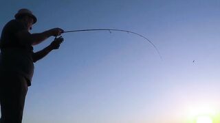 Кириш, Турция ультралайт у берега кто ловил рокфишинг