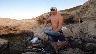 Рыбалка в Египте - поимка огромной макрели, чуть не без пальца