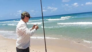 Ашдод, Израиль. Рыбалка с пляжа и кадры под водой