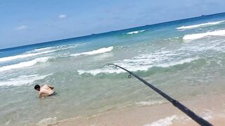 Ашдод, Израиль. Рыбалка с пляжа и кадры под водой