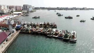 Kota Kinabalu (Кота-Кинабалу) - рыбацкая гавань с воздуха, Сабах