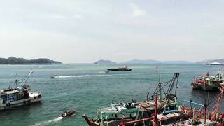 Kota Kinabalu (Кота-Кинабалу) - рыбацкая гавань с воздуха, Сабах