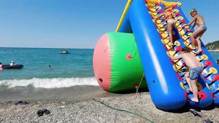 Бухта Инал - дикие пляжи и рыбалка у берега, посёлок Бжид