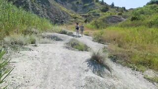 Бухта Инал - дикие пляжи и рыбалка у берега, посёлок Бжид