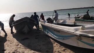Pasikuda (Пассикуда), Шри-Ланка: пляж и жизнь рыбаков у берега