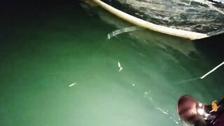 Halong Bay (залив Халонг): ночная ловля кальмара у берега