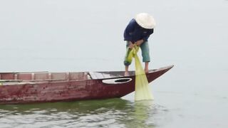 Hoi An (Хойан) речные «монстры» у берега это про что?