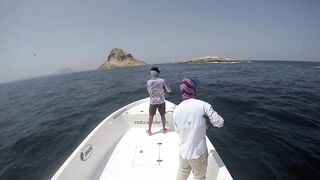 Hallaniyat (Халаният), Оман. GT и крупная рыба у берега 01.03.2017.