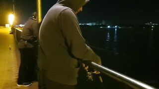 Анапа Витязево пирс жарим ставриду у Артура