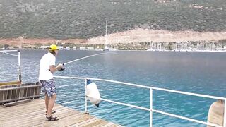 Каш, Турция октябрь охота на фугу у берега