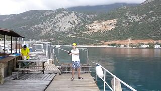 Каш, Турция октябрь охота на фугу у берега