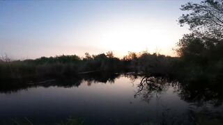 Река Аксу - трофей ищем у бровки, ночёвка на берегу