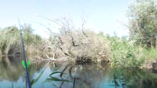 Река Аксу - трофей ищем у бровки, ночёвка на берегу