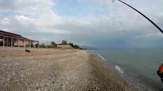 Гудаута, Абхазия рокфишинг в октябре и пляж