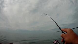 Лдзаа, Абхазия. Утренняя рыбалка рокфишинг у берега.