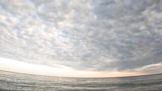 Пицунда: рыбалка с берега на закате летом 2025