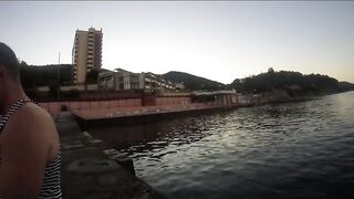 Агой - развлекалка с волнореза на Чёрном море, август 2020