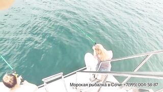 Адлер - морская рыбалка и купание в открытом море. Сочи, берег - насыщенный день