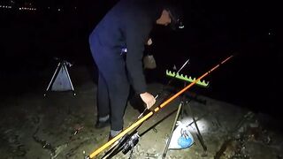 Партенит, ночная рыбалка и трофейный морской кот