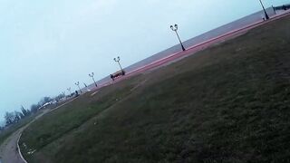 Нижняя Имеретинская бухта смариды и окунь у берега