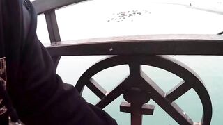 Нижняя Имеретинская бухта смариды и окунь у берега