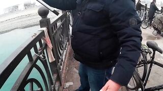 Нижняя Имеретинская бухта смариды и окунь у берега