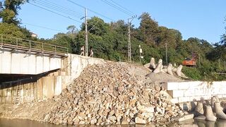 Мост у моря река Хобза рыбалка рядом